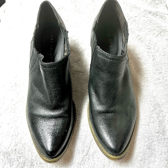 Very Volatile Jackson Black leather Western cowgirl Bootie women size 8 - Picture 3 of 10